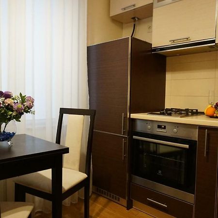 Квартира Рядом С Метро Carcóvia Exterior foto